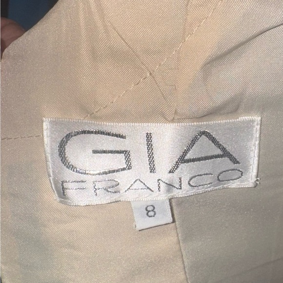 Elegant Navy Lace Evening Gown - Picture 2 of 6